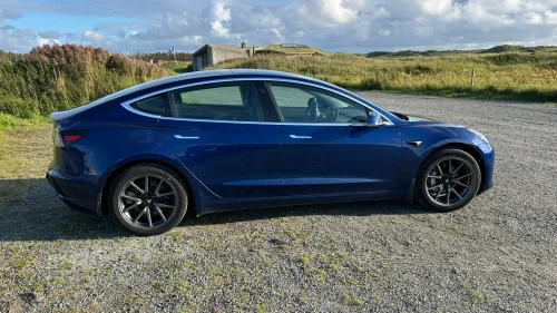 TESLA Model 3 Long Range AWD