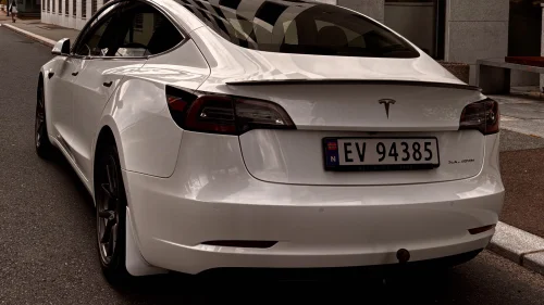 TESLA Model 3 Long Range AWD