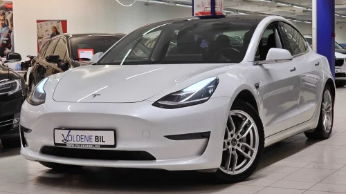 TESLA Model 3 560 WLTP - 1 eier - AWD - Autopilot - Premium lyd