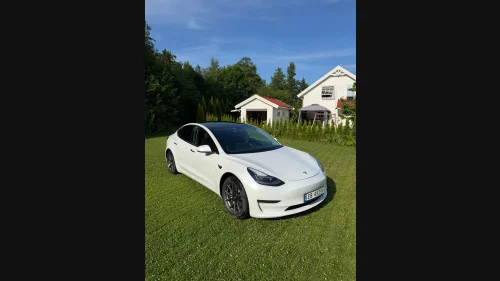 TESLA Model 3 Long Range AWD