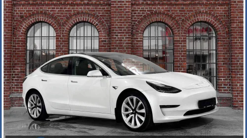 TESLA Model 3 LongRange - AWD - Autopilot - Krok - 560 km -
