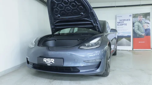TESLA Model 3 Long Range AWD -Hengerfeste - Finans!