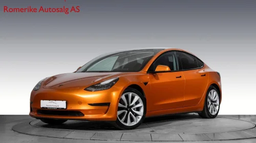 TESLA Model 3 Long Rang/ 4WD/ AP/ Folie/ Premium/ Hengerfeste