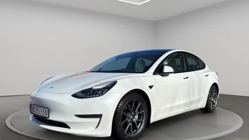TESLA Model 3 Long Range AWD / Nye Vinterdekk / Krok / Garanti