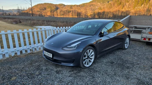 TESLA Model 3 Long Range AWD