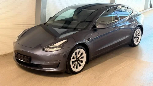 TESLA Model 3 LR - 4WD - Varmepumpe - Hengerfeste - Tar innbytte