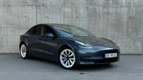 TESLA Model 3 LR/AWD/Krok/Varmepumpe/1-Eier/Premium/Nybilgaranti