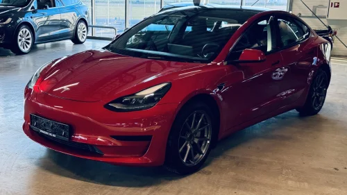 TESLA Model 3 LR - 4WD - Hengerfeste - Autopilot - Tar innbytte