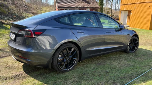 TESLA Model 3 Long Range AWD