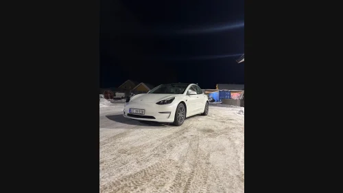 TESLA Model 3 Long Range