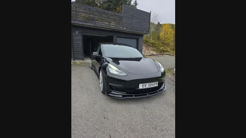 TESLA Model 3 Performance AWD