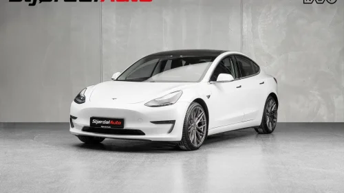 TESLA Model 3 LR AWD 560WLTP/LED/A.PILOT/SKINN/PANO/NYEDEKK/DAB+/ACC
