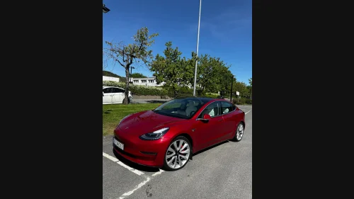 TESLA Model 3 Performance AWD