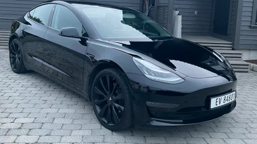 TESLA Model 3 Long Range AWD