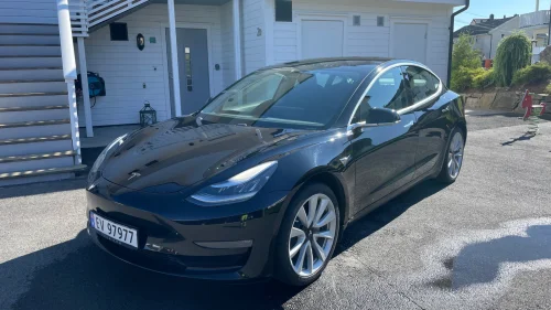 TESLA Model 3 Performance AWD