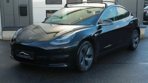 TESLA Model 3 Long Range/ AWD/ AP/ Takstativ/ Panorama/ 560km+