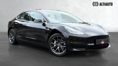 TESLA Model 3 STEALTH PERFORMANCE LR DM/ H.FESTE/ 1 EIER/ AUTOPILOT