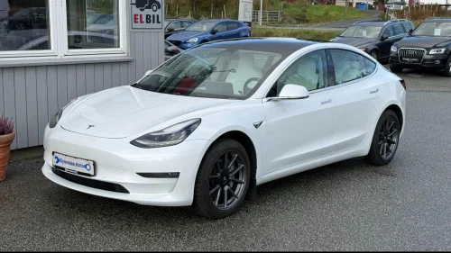 TESLA Model 3 Long Range 4WD