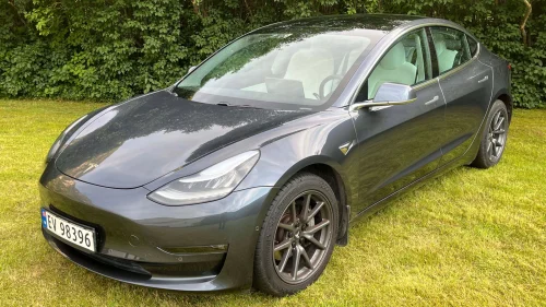 TESLA Model 3 Long Range AWD