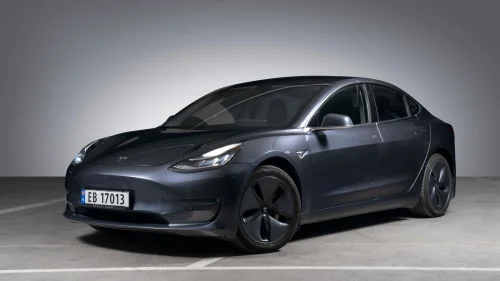 TESLA Model 3 Long Range AWD