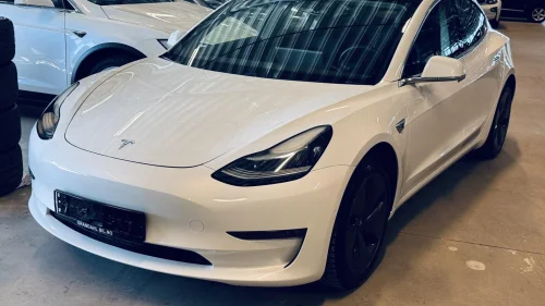 TESLA Model 3 LR - 4 WD - Autopilot - Hengerfeste - Tar innbytte