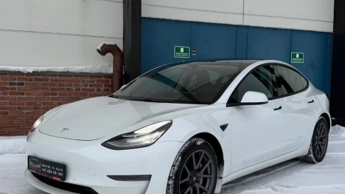 TESLA Model 3 Long Range AWD