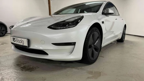 TESLA Model 3 LONG RANGE - PREMIUM - HENGERFESTE - UTVIDET GARANTI