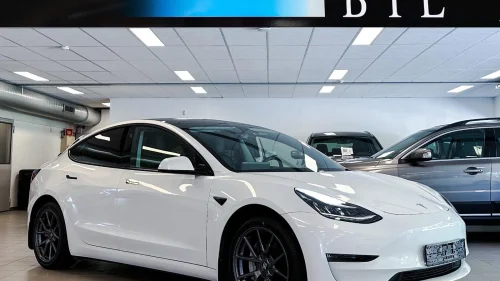 TESLA Model 3 LR 4WD WLTP 580KM AUTOPILOT H.FESTE - TAR INNBYTTE!