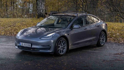 TESLA Model 3 GARANTI//NY-EU//NAF//4x4//TAKSTATIV//AUTOPILOT//+++