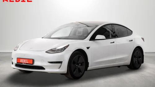 TESLA Model 3 Long Range/AP/MCU2/Skinn/Pano/Hengerfeste