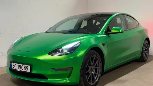 TESLA Model 3 Long range 4x4/Eu 12.2028/Skinn/ACC/Folie/580km/Se her!
