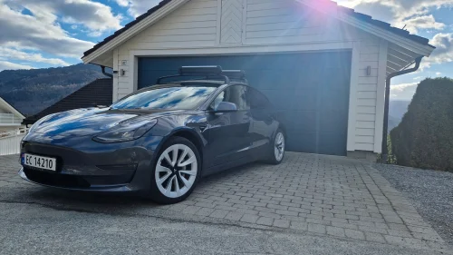 TESLA Model 3 Long Range AWD