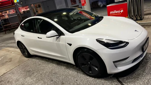 TESLA Model 3 Long Range AWD varmepumpe!!!