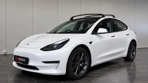 TESLA Model 3 AWD/LONG RANGE/AUTO FSD3/RATTVARME/360KAMERA/PREMIUM++