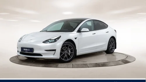 TESLA Model 3 Long Range AWD - R.Kam, Pano, Skinn, Navi