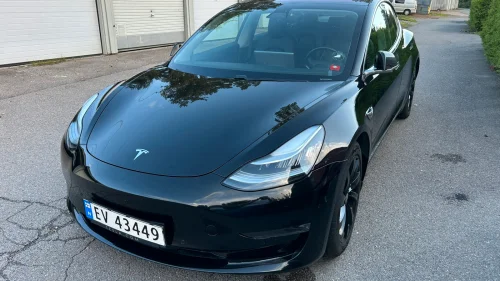 TESLA Model 3 Long Range AWD premium lydanlegg