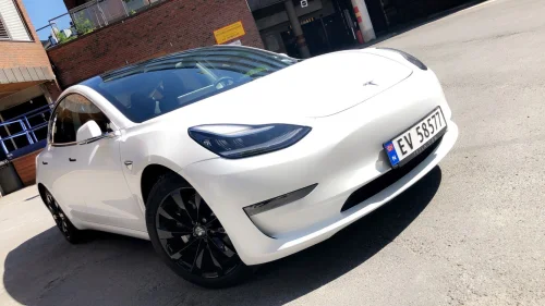 TESLA Model 3 Strøken Tesla model 3 AWD. PPF, lyddempet. EU OK 2027