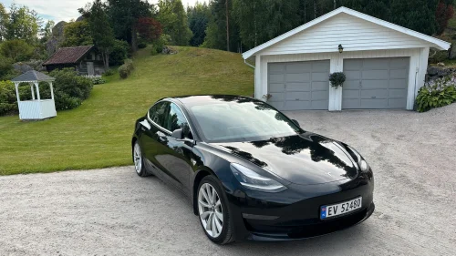 TESLA Model 3 Long Range AWD