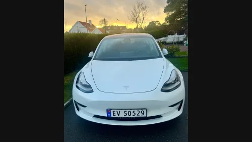 TESLA Model 3 Long Range AWD