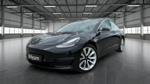 TESLA Model 3 LONG RANGE/DUEL MOTOR/AUTOPILOT/APP/PANO/R-KAM/EU27