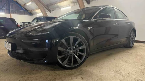 TESLA Model 3 LONG RANGE - LAV KM - PREMIUM - EU ok 27.mars 2027!