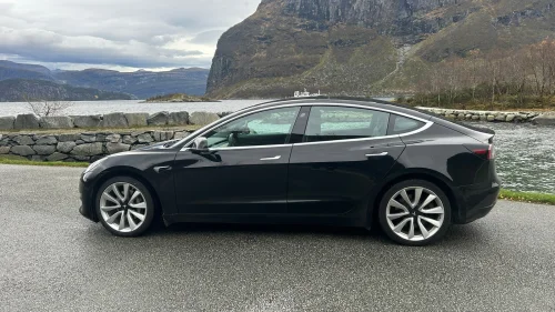 TESLA Model 3 Long Range AWD