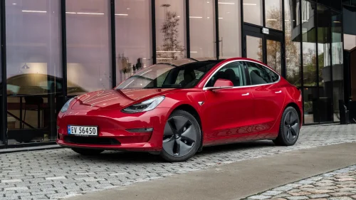 TESLA Model 3 Long Range AWD