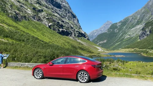 TESLA Model 3 Long Range AWD