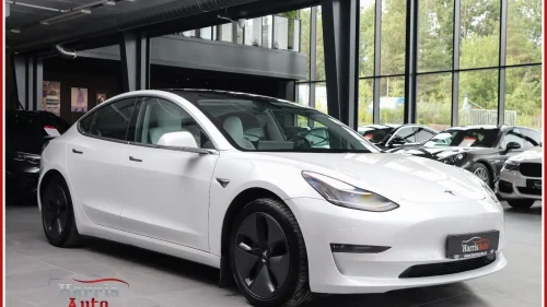 TESLA Model 3 LONG RANGE AWD /18 Aero/ FSD-Autopilot / VELHOLDT!