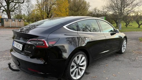 TESLA Model 3 Long Range AWD