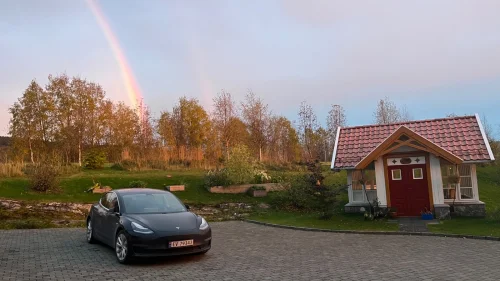 TESLA Model 3 Long Range AWD