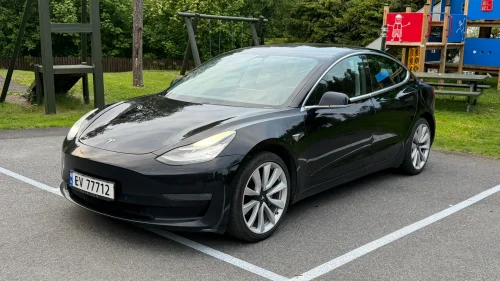 TESLA Model 3 Long Range AWD