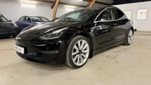 TESLA Model 3 LONG RANGE/AWD/PREMIUM/LEVERINGSKLAR