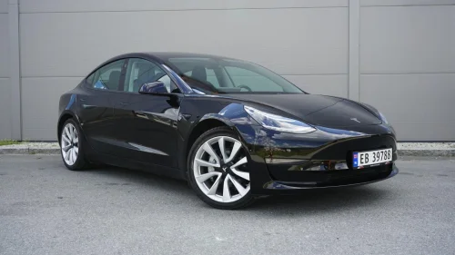 TESLA Model 3 Tesla Model 3 Long Range AWD, Premium, Autopilot, Skinn
